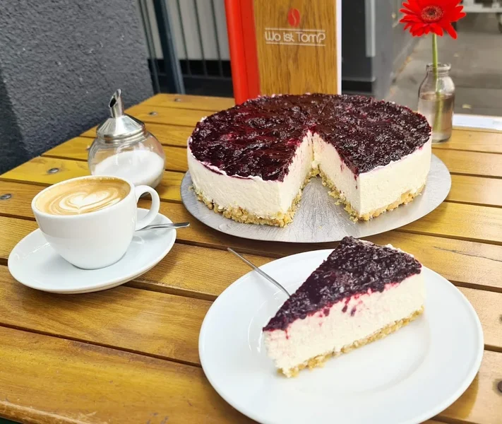 menu 1 of Café Wo ist Tom?