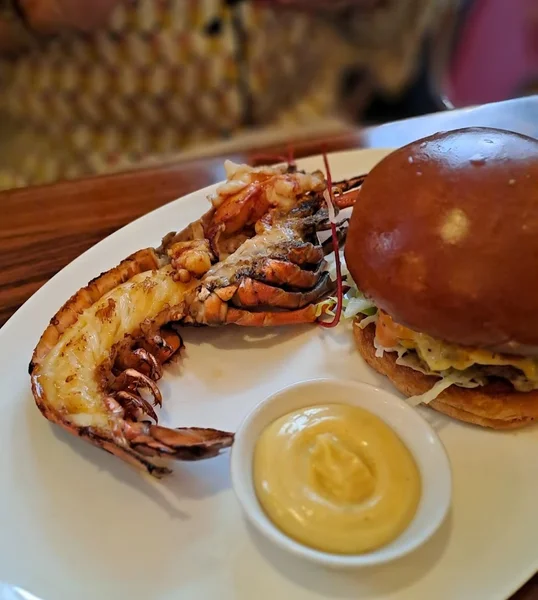 menu 2 of Burger & Lobster Bank