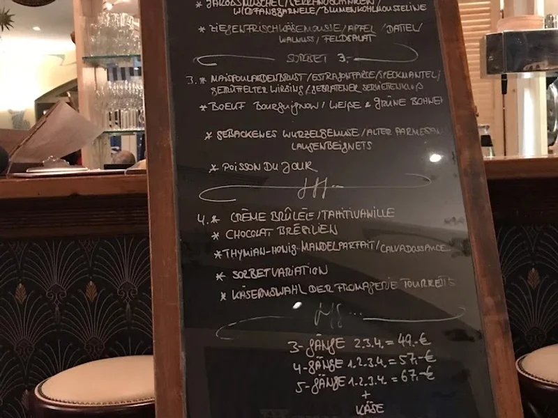 menu 1 of Maison Blue