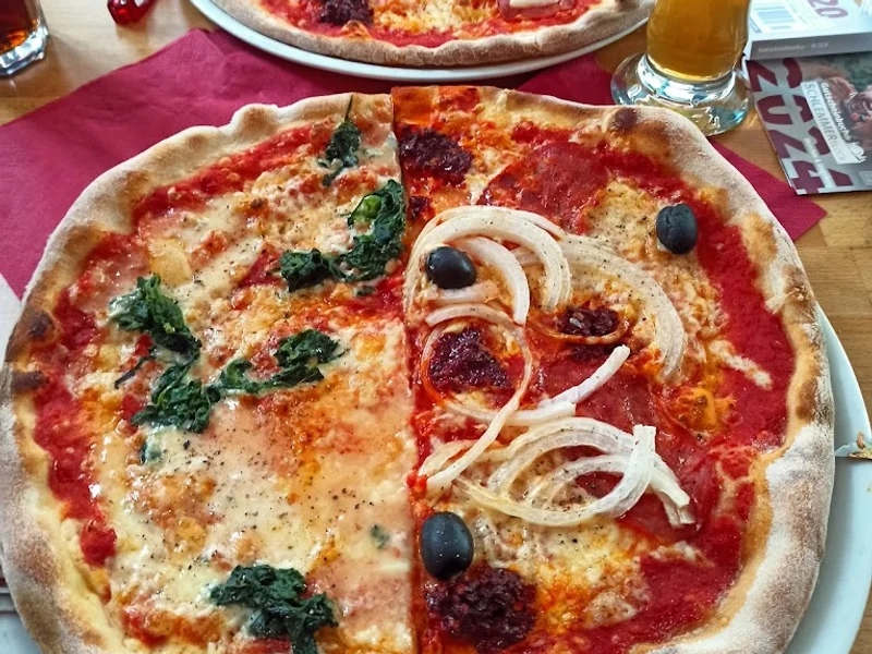 menu 2 of Coccinella Holzoffenpizza