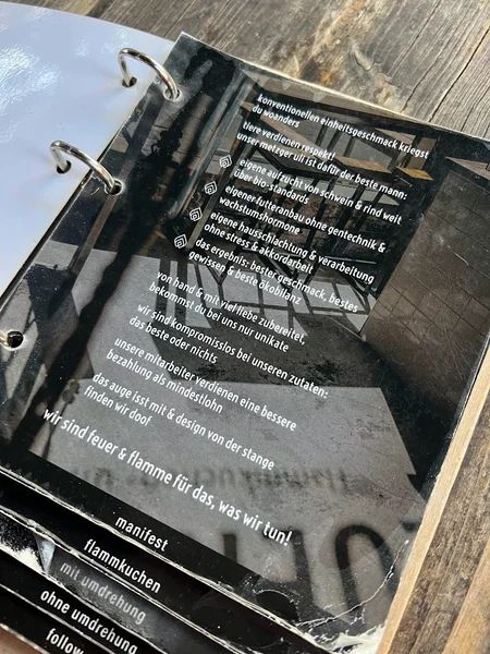 menu 1 of FEUER & FLAMME