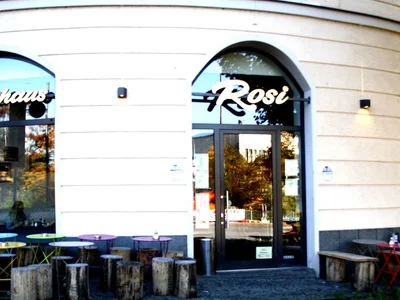 Rosi Kaffeehaus & Bar