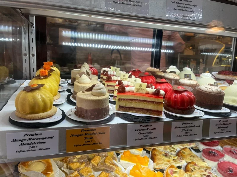 menu 2 of Café la Maison