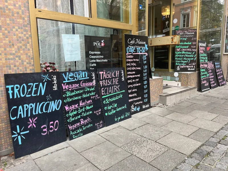 menu 0 of Café la Maison