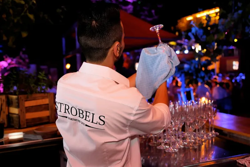 menu 1 of Strobels