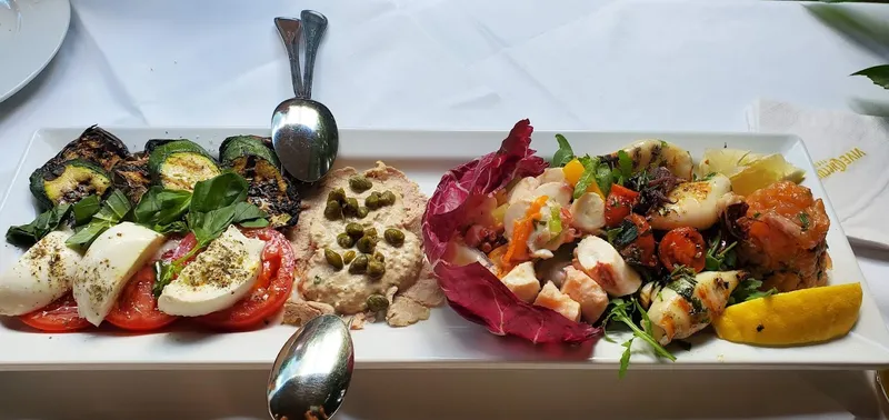 menu 1 of L'Unico