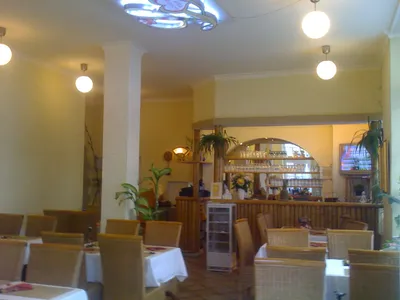 Loving Hut -VeganWelt, Asia-Restaurant