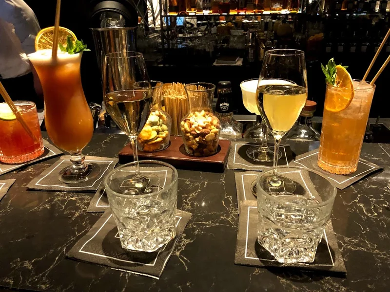 menu 1 of LAB12 Bar @Pullman Cologne