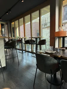 PULS - Restaurant & Bar