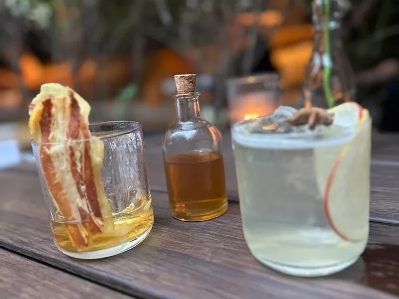 menu 2 of The Grid Bar