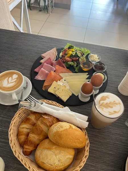 menu 2 of Morgenstund Kaffee & Eismanufaktur