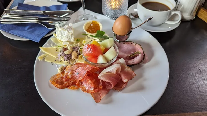 menu 2 of Kaiserbad