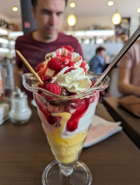 menu 1 of Eisliebe Köln