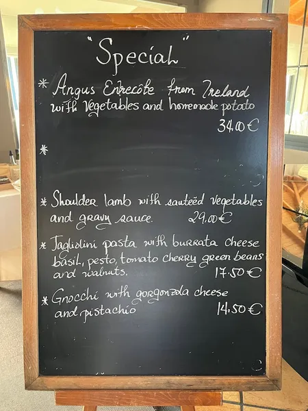 menu 1 of Magna Café Marbella