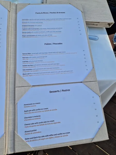 menu 2 of Magna Café Marbella