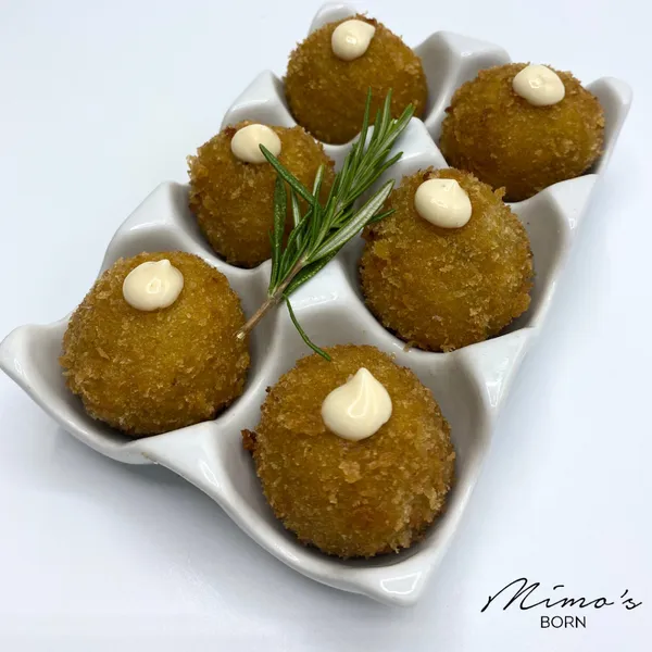 menu 1 of Mimo's Born