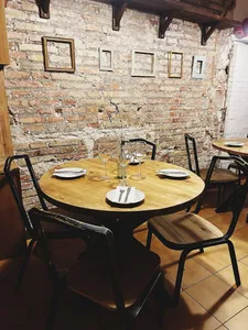 Santamadre Restaurant de tapes. Carns, peix i marisc