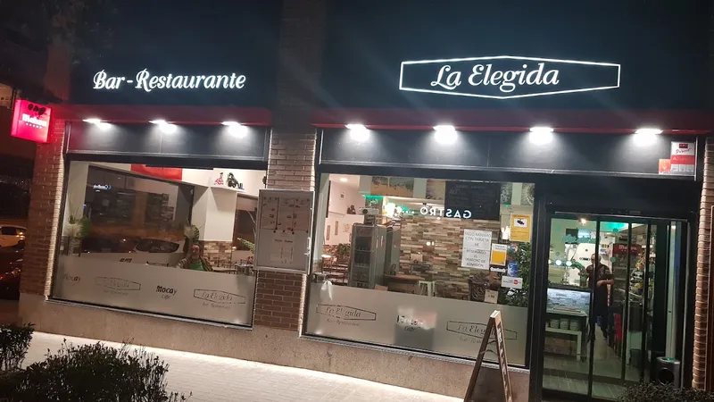 menu 2 of La Elegida mirasierra