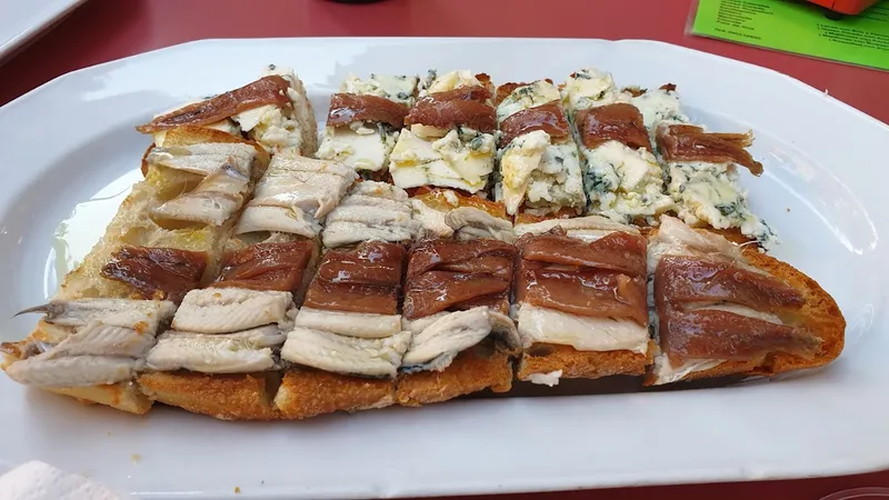 menu 1 of L'Escampreru