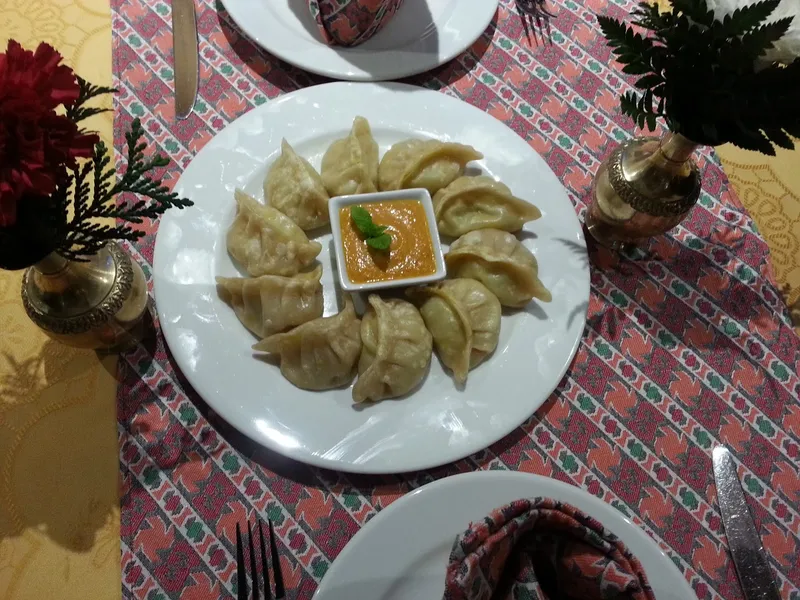 menu 1 of Restaurante Everest Tandoori