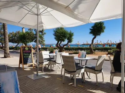 Cafetería Delfin