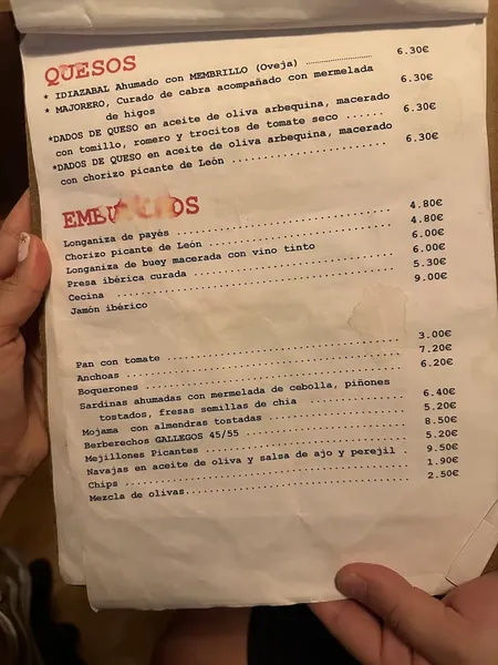 menu 1 of Bodega del Born