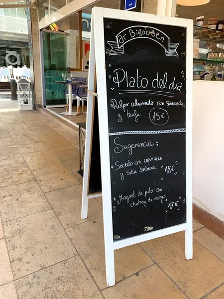 menu 1 of Restaurante Maui Can Pastilla