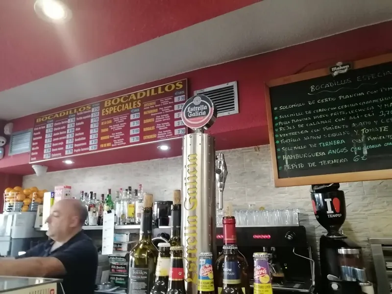 menu 2 of Los Herreros
