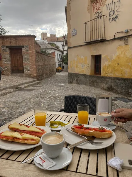 menu 2 of Café 4 Gatos