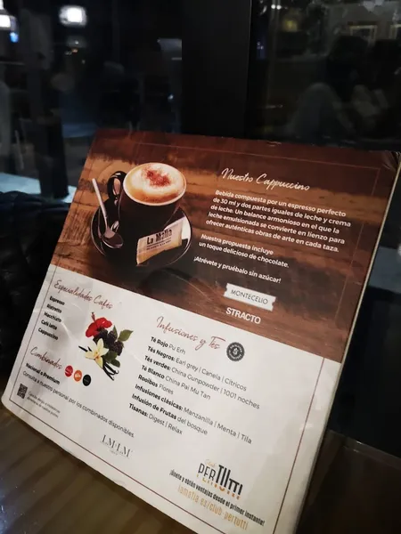 menu 0 of La Mafia se sienta a la mesa
