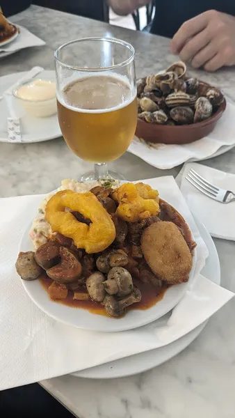 menu 2 of La Llubinense
