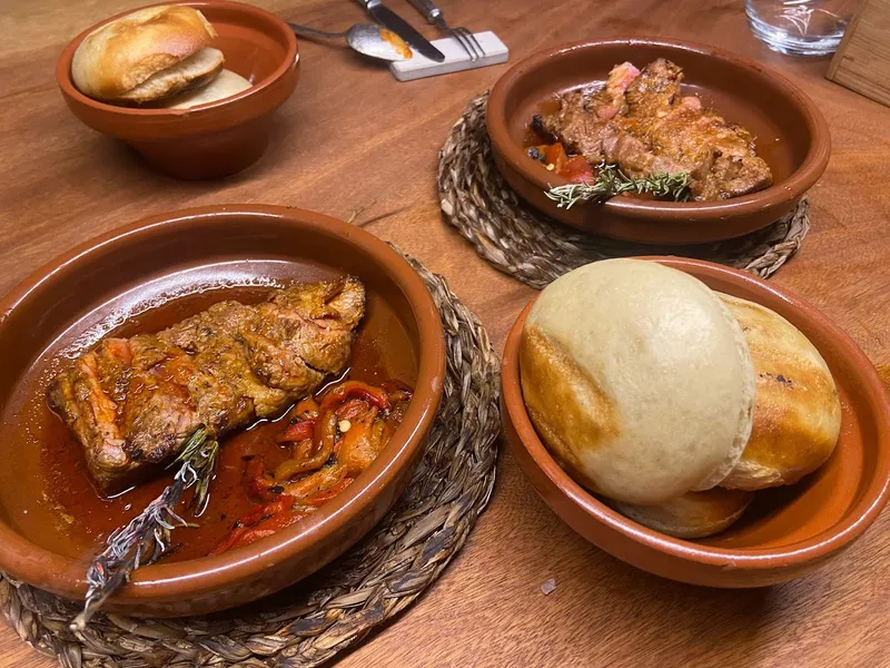menu 2 of Dos Pebrots