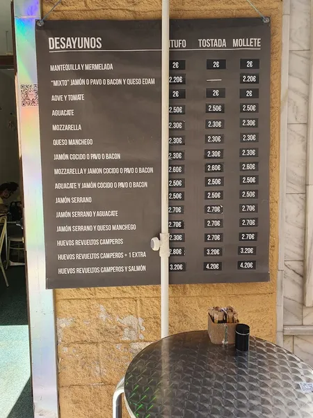 menu 1 of DESAL CAFÉ