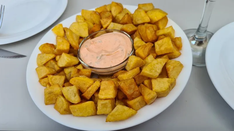 menu 1 of Tárakon