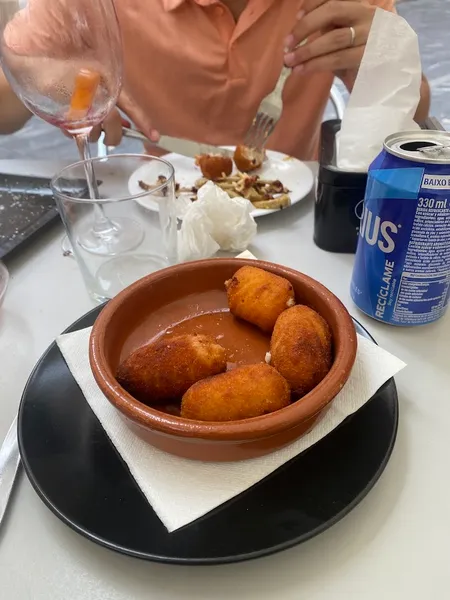 menu 2 of Tárakon