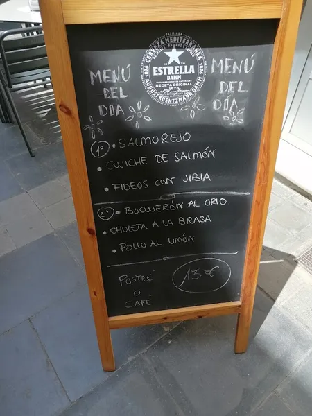 menu 1 of A Dos Ascuas