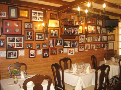 Cafetería Restaurante Dosca II