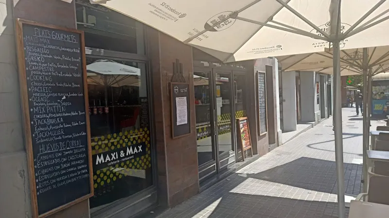 menu 0 of Maxi & Max