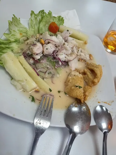 menu 1 of Comida Latina bar Paraíso De Los Amigos