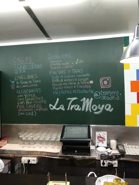 menu 2 of La TraMoya