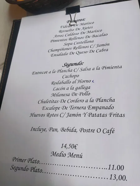menu 0 of La Celadilla Cafetería - Restaurante