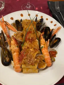 IL Golfo Di Napoli SL
