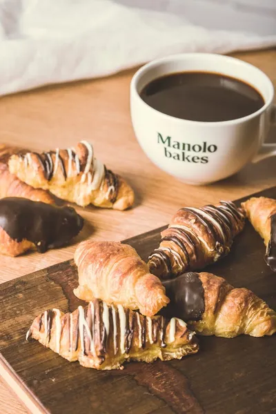 menu 1 of Manolo Bakes
