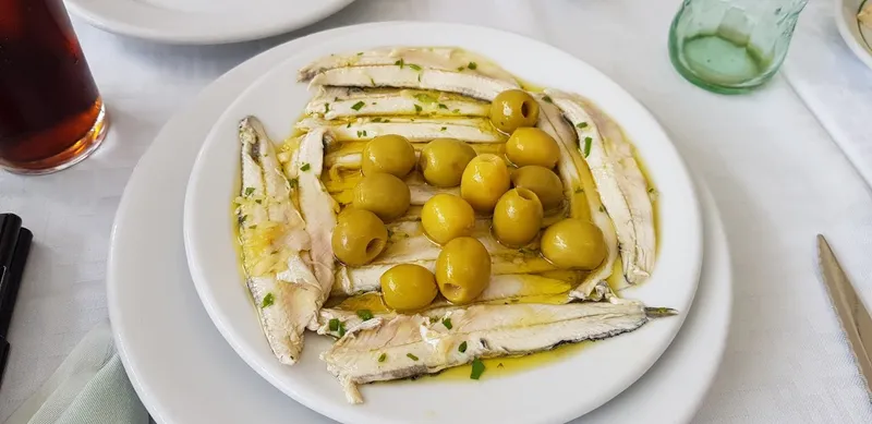 menu 1 of Trébol