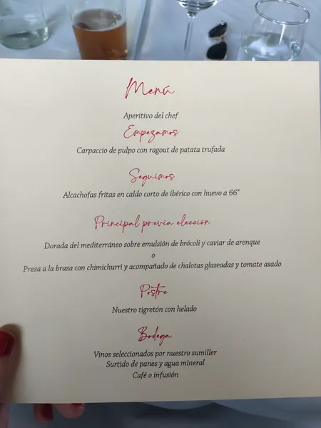 menu 0 of River Hall