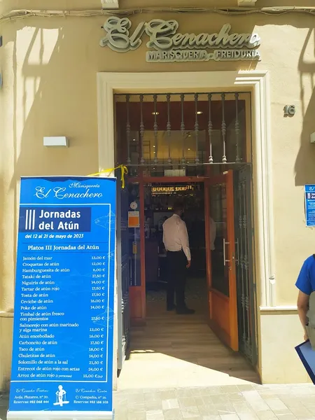 menu 2 of El Cenachero Centro