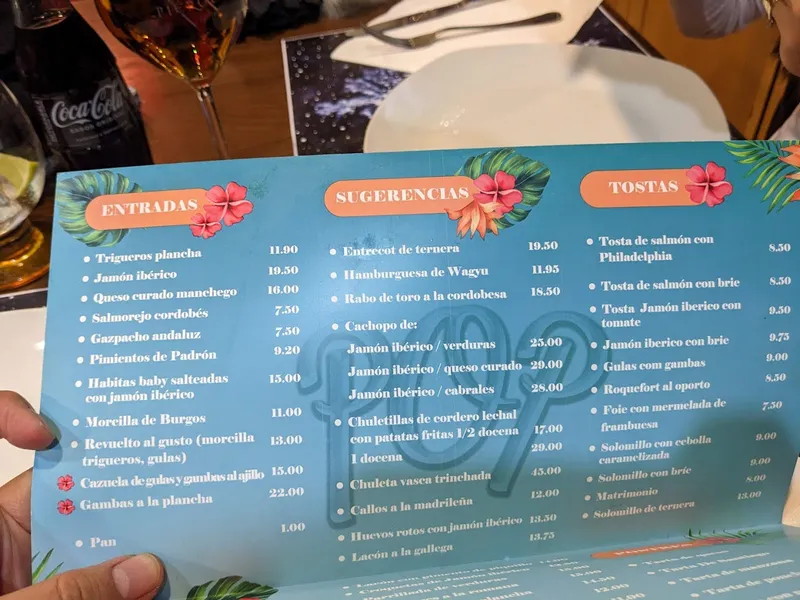 menu 0 of Pop Tapas y Copas