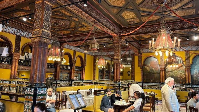 menu 1 of Café Iruña