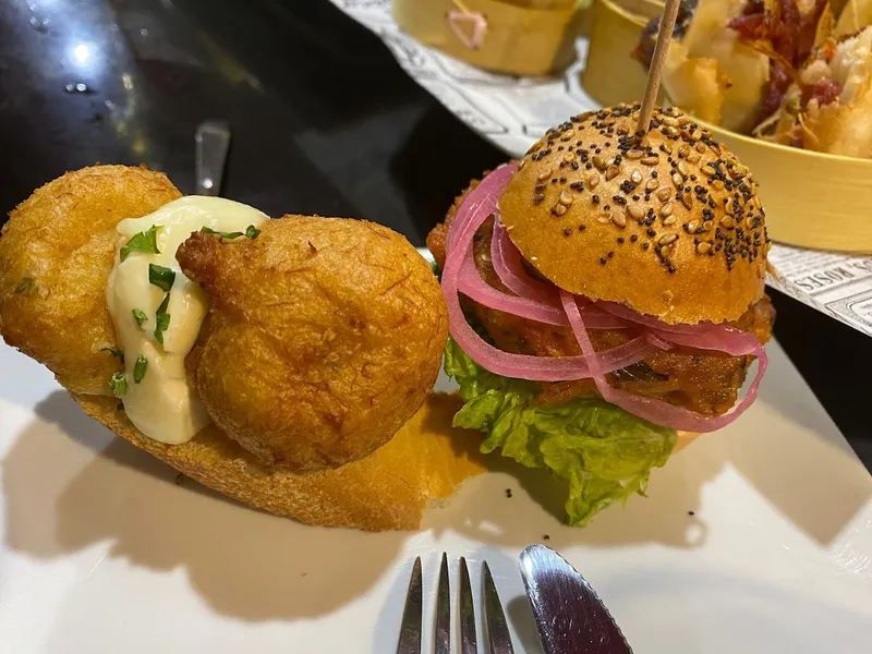 menu 1 of Irrintzi