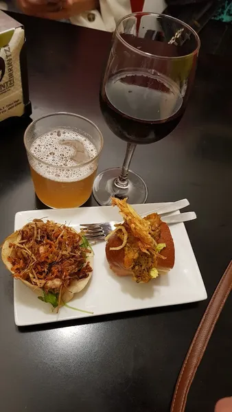 menu 2 of Irrintzi